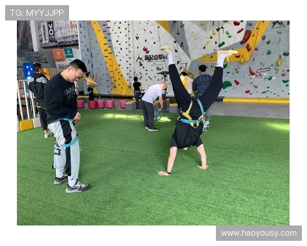 成都攀岩队快速崛起的背后：探索攀岩热点与训练策略