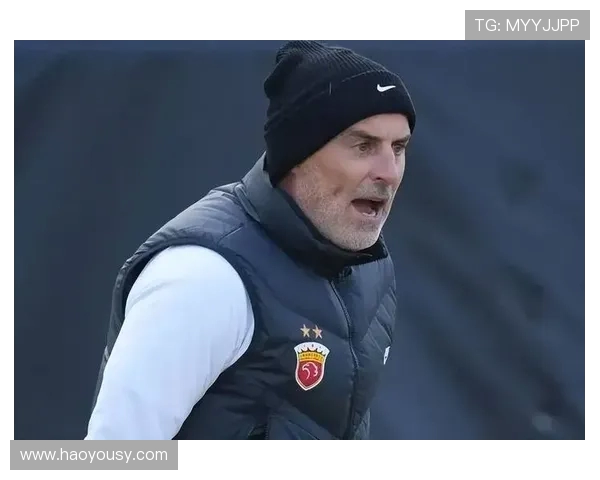 上港与首尔激战正酣红牌风波引发双方争议与热议