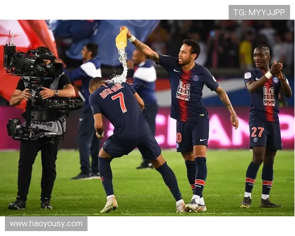 曼联与拜仁激战5月26日精彩对决期待球迷热情助威